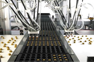 广州首现夹月饼机器人 一分钟分拣135件